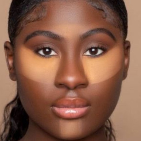 PINKLIPPS COSMETICS
Loose Setting Powder in Deep honey - Picture 2 of 3